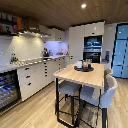 Holiday home Le D'henri Hanzinne